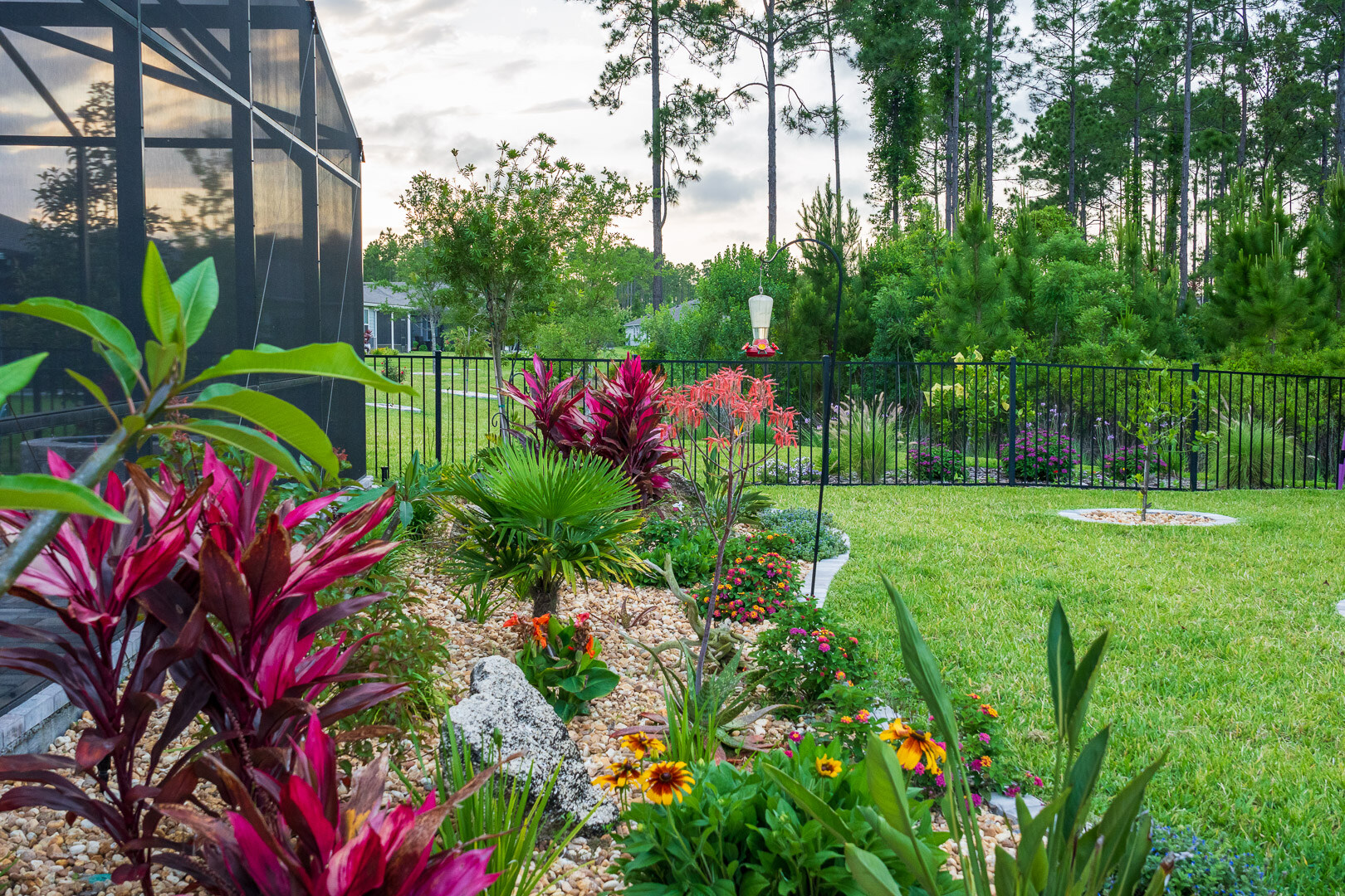 planting bed border with perennials and lawn